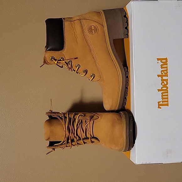 Women Timberland boots - Picture 1 of 5